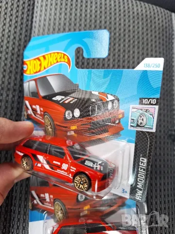 Hot wheels BMW E30 M3 Wagon , снимка 2 - Колекции - 47939238