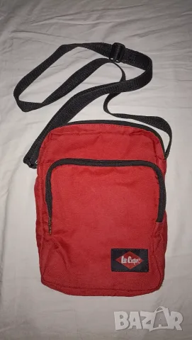 Продавам чанта за през рамо Lee Cooper