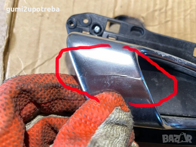 Вътрешна Дръжка Задна Дясна Врата 7P5837020 Porsche Cayenne 3.0D 92A/EG22/2012, снимка 2 - Части - 50819245