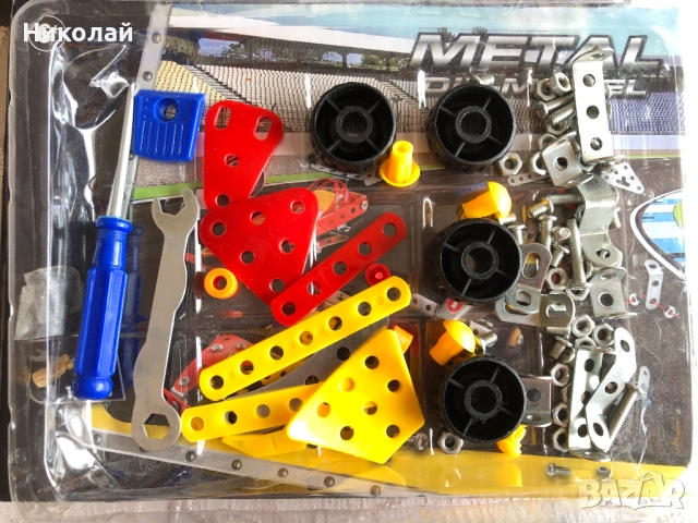 Детски метални конструктори: Хеликоптер (ПЪЛЕН КОМПЛЕКТ) + ПОДАРЪК Болид с няколко липсващи части 6+, снимка 4 - Конструктори - 53927140