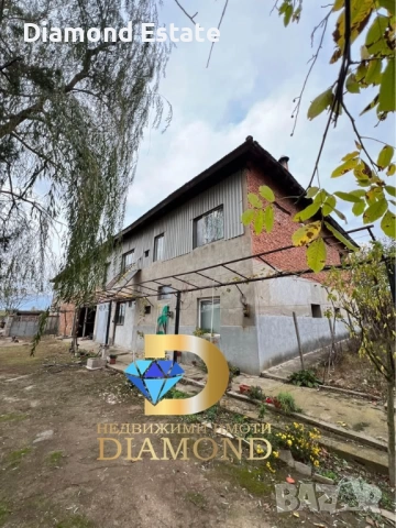 Двуетажна къща в село Надежден, общ. Харманли