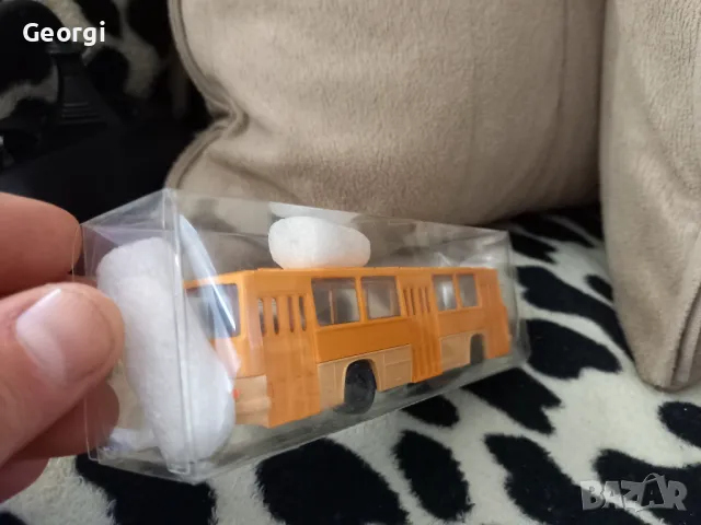 Автобус Икарус чисто ново в опаковка , снимка 2 - Колекции - 47564233