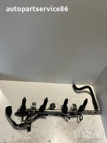 Горивна рейка и инжектори за Land Rover Range Rover Sport 4.2 V8 (2007) 4H339S441BB / 2W93-BA