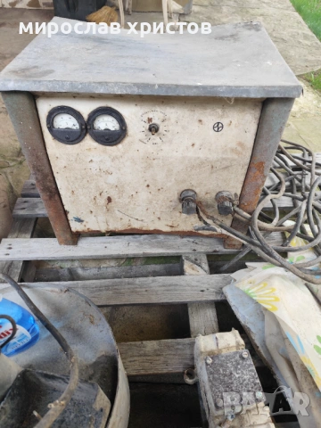 зарядно за акумулатор 