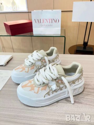 Valentino 2023 (реплика) 888, снимка 6 - Кецове - 40468233