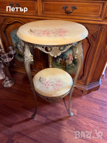 Старинна масичка, снимка 8 - Антикварни и старинни предмети - 51689138