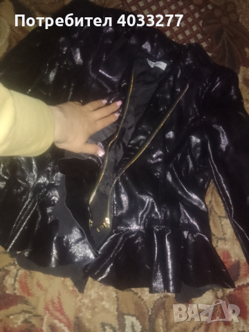Италианско черно кожено яке,лачена материя., снимка 1 - Якета - 44806330