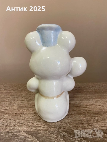 Порцеланова статуетка „Олимпийското мече – готвач“ — Коростен, винтидж, снимка 2 - Антикварни и старинни предмети - 53238735