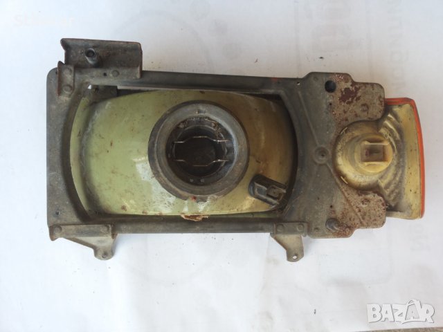 Фар Audi 80 B2 78-84г десен, снимка 2 - Части - 40747099