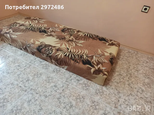 Продавам еднилицев матрак