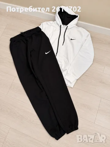 Дамски комплект Nike - М размер 