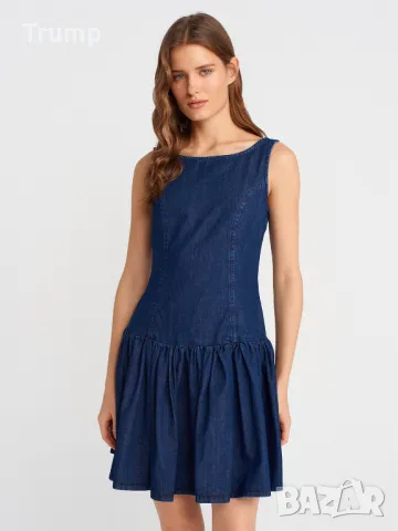 Дънкова мини рокля с плисета в долната част - тъмносиня, снимка 2 - Рокли - 50018280