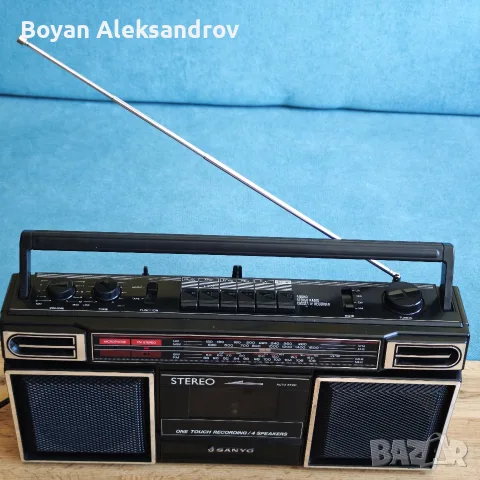 Ретро Радиокасетофон Sanyo M 9703L – Стерео Японска Класика от 1985 г., снимка 2 - Радиокасетофони, транзистори - 56056232