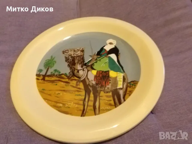 Порцеланова чиния нова на Дубай фи 265мм и на рисунката вътре 200мм