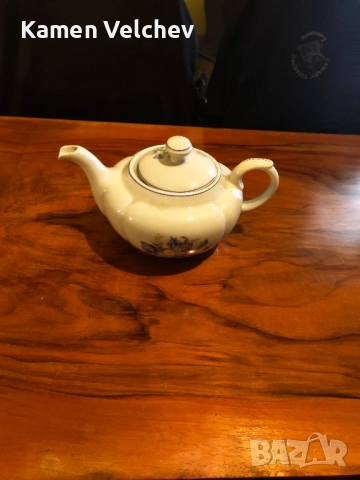 Стари Български порцеланови супник и чайник..., снимка 4 - Антикварни и старинни предмети - 52340809