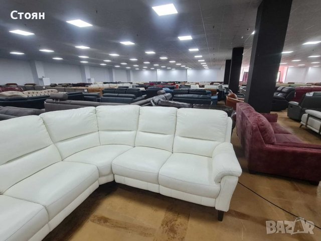 Светло кремав кожен ъглов диван с ел. релакс механизъм, снимка 10 - Дивани и мека мебел - 39945088