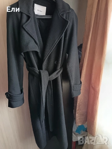 Дамско палто Bershka , снимка 2 - Палта, манта - 53229389