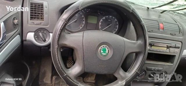 Шкода  октавия , снимка 4 - Части - 51004029