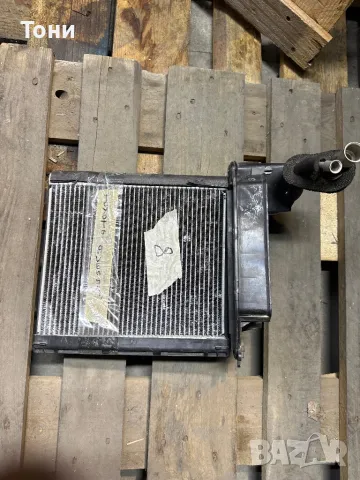Радиатор купе Тойота Авенсис