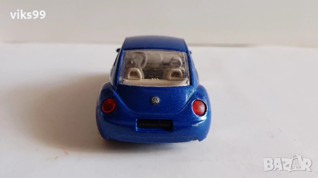 Bburago VOLKSWAGEN New Beetle MADE IN ITALY 1:43, снимка 4 - Колекции - 53096663