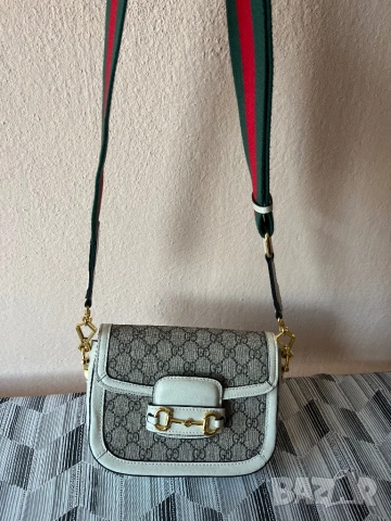 Gucci дамска чанта, снимка 10 - Чанти - 53716820