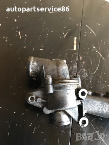 Капак на термостат бензин за Mercedes W638 Vito 2.3 Sprinter 314  1112030573, снимка 2 - Части - 54111243