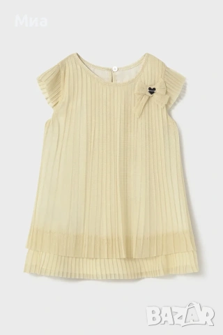 Детска рокля Mayoral с плисиран ефект и панделка