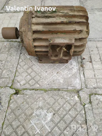 Електромотор, снимка 2 - Електродвигатели - 49677973