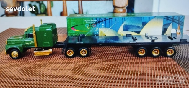 Красив и интересен,колекционерски лот-Камиони.Цената е за всичките., снимка 4 - Колекции - 53991663