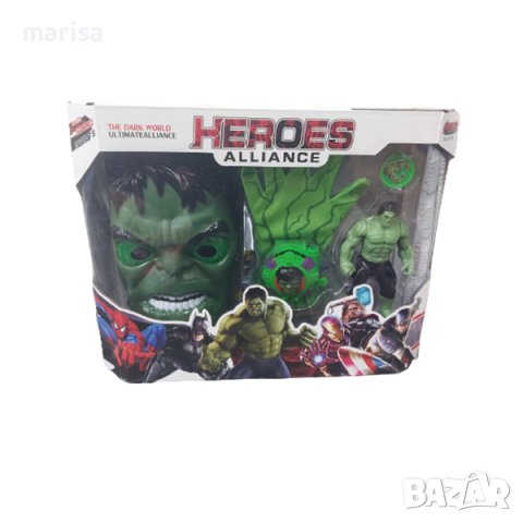 Супер герой Avengers с маска, фигура, ръкавица, изстрелвачка и мишена, в кутия Код: 489722, снимка 1