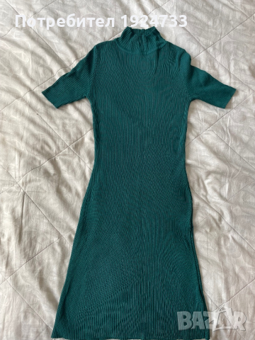 Рокля със стена дължина над коляното 