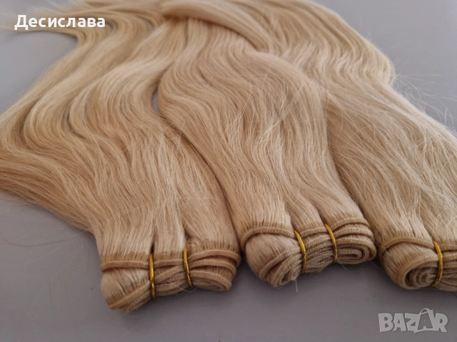 Естествена, гъста, руса коса с плътен косъм и плътни крайща.