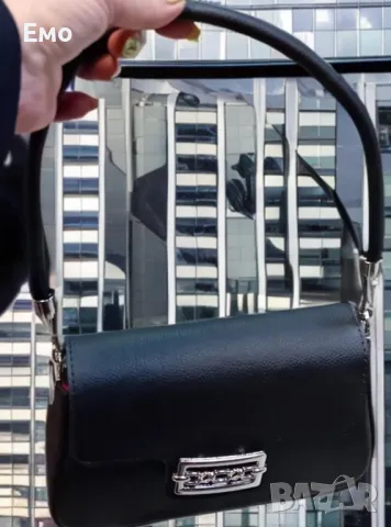 Малка дамска кожена чанта с тик-так закопчаване, снимка 3 - Чанти - 48429171