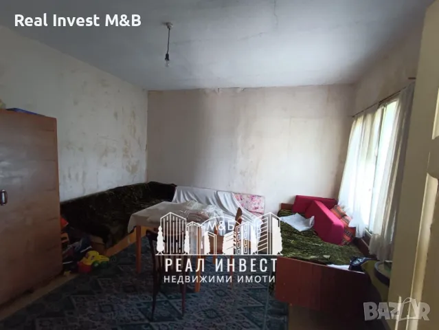 Продавам къща в с. Великан, снимка 11 - Къщи - 48318933