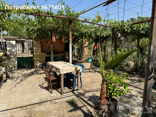 Двуетажна къща в село Левка (център), снимка 5 - Къщи - 52752622