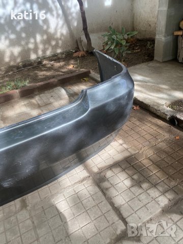 Кола на части toyota corolla 2004 година сив седан, снимка 2 - Части - 38880603