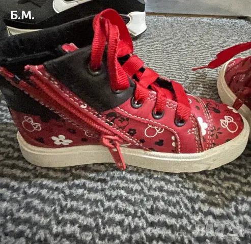 Детски кецове Clarks, снимка 4 - Детски маратонки - 47469805