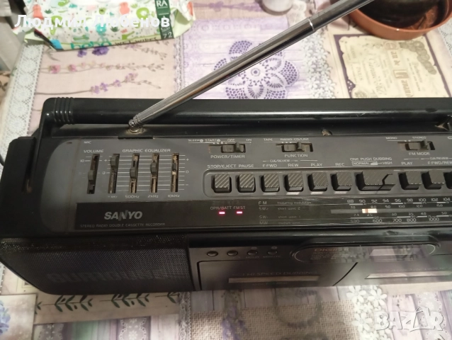 Радиокасетофон Sanyo, снимка 6 - Радиокасетофони, транзистори - 52448913