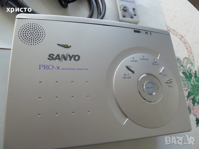 видео проектор Sanyo, снимка 2 - Плейъри, домашно кино, прожектори - 31248223