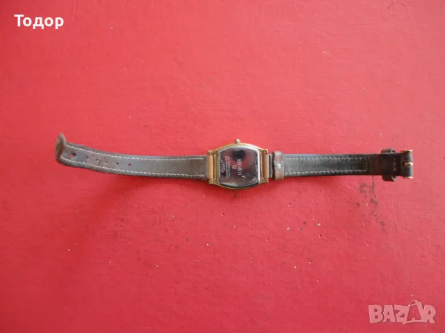 Страхотен позлатен часовник Regent 22, снимка 4 - Дамски - 48422967