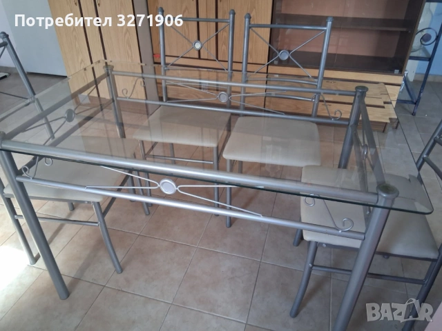 Стъклена маса + 4 стола, снимка 4 - Маси - 54299094