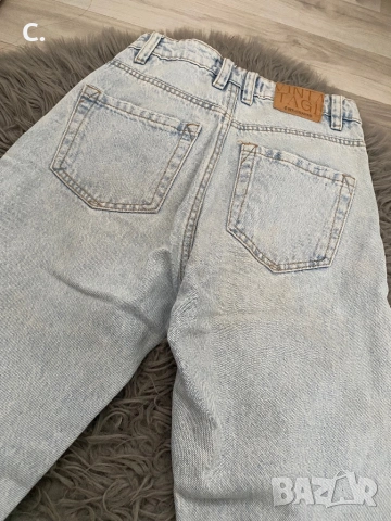 Дамски дънки Stradivarius , снимка 3 - Дънки - 53302431