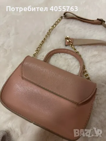 Дамска чанта, снимка 3 - Чанти - 48737064