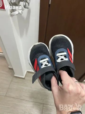 Детски маратонки Adidas, снимка 5 - Детски маратонки - 50174835