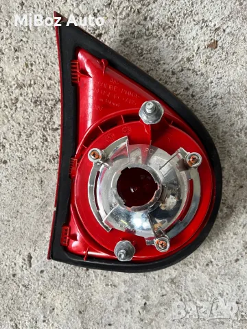 Стоп десен вътрешен Фолксваген Голф 5 VW Golf, снимка 2 - Части - 48519300