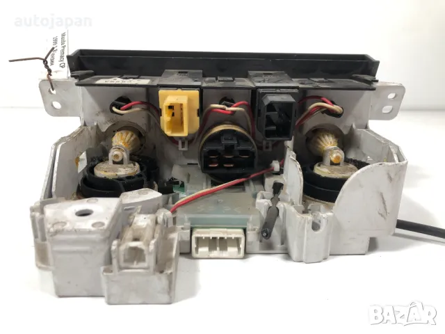 Управление климатик Mazda Premacy 1999г, снимка 2 - Части - 49648326