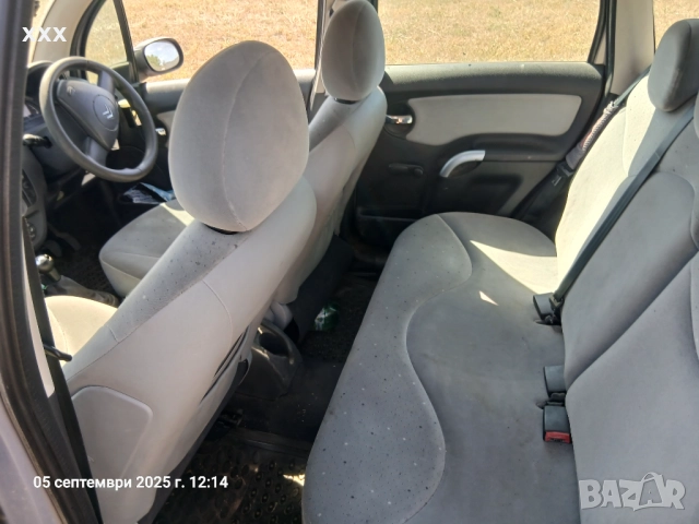 Ситроен Ц3 1.4 HDI 16V 90к.с., снимка 6 - Автомобили и джипове - 51615454