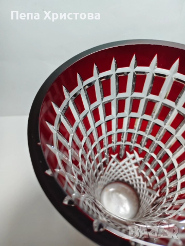 Ваза от двуслоен рубинен оловен кристал , снимка 5 - Вази - 52595984