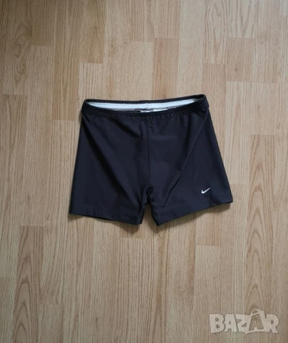 Оригинални дамски спортни къси гащи Nike pro размер М , снимка 10 - Спортни екипи - 50715593