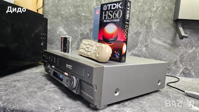 Един рядък (напълно работещ) Професионален, Mini-DV - S-VHS ET , Легендарен модел!, снимка 11 - Друга електроника - 55770791